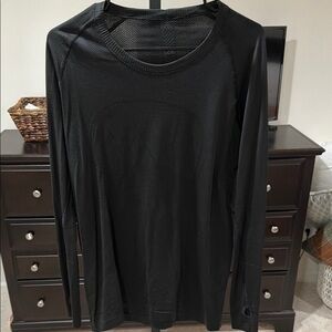 Black Long Sleeve Athletic Top